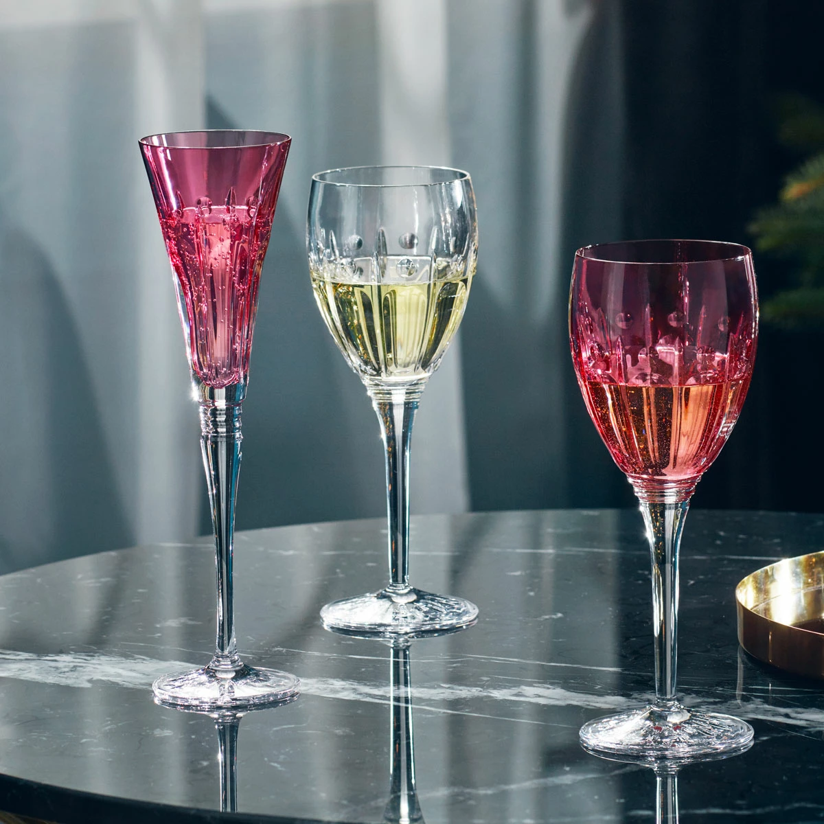 Waterford Crystal Winter Wonders, Winter Rose Wine Clear Pair 2 Waterford Crystal Winter Wonders, Winter Rose Wine Clear Pair - Image 2