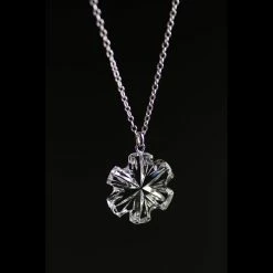 Cashs Crystal Cashs Ireland, Crystal Snowflake Pendant Necklace, Medium -wine set shop 20929C c snowflake lg side161200