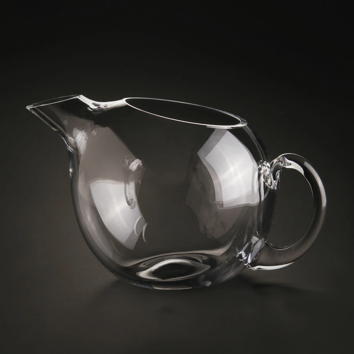 Orrefors Kosta Boda Orrefors Mingus Martini Pitcher 3 Orrefors Kosta Boda Orrefors Mingus Martini Pitcher - Image 3