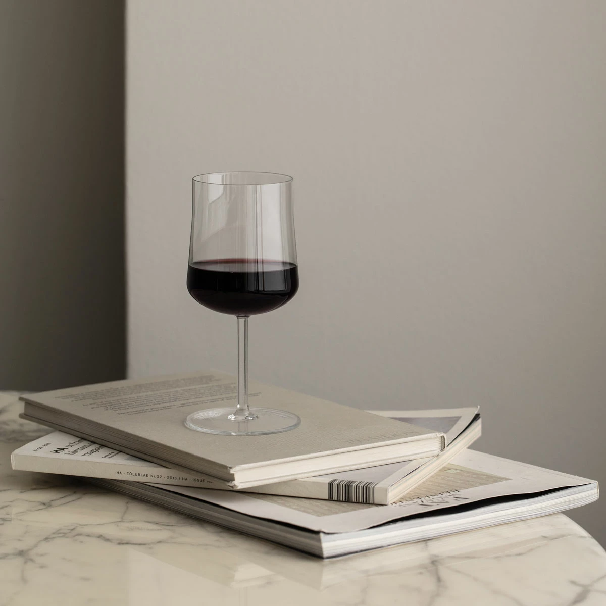 Orrefors Kosta Boda Orrefors Informal Large Wine Glasses Pair 2 Orrefors Kosta Boda Orrefors Informal Large Wine Glasses Pair - Image 2