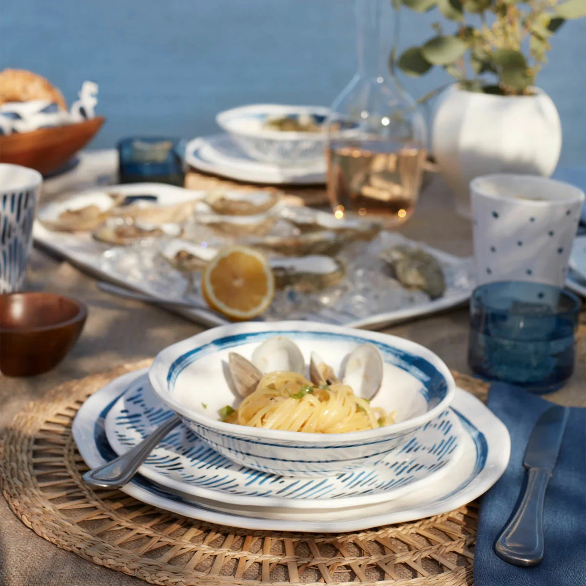 Lenox Blue Bay Melamine 16 Piece Dinner Set 4 Lenox Blue Bay Melamine 16 Piece Dinner Set - Image 4